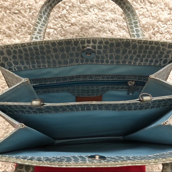 Vintage 70’s Mario Valentino Croc Hand Bag - Picture 15 of 16